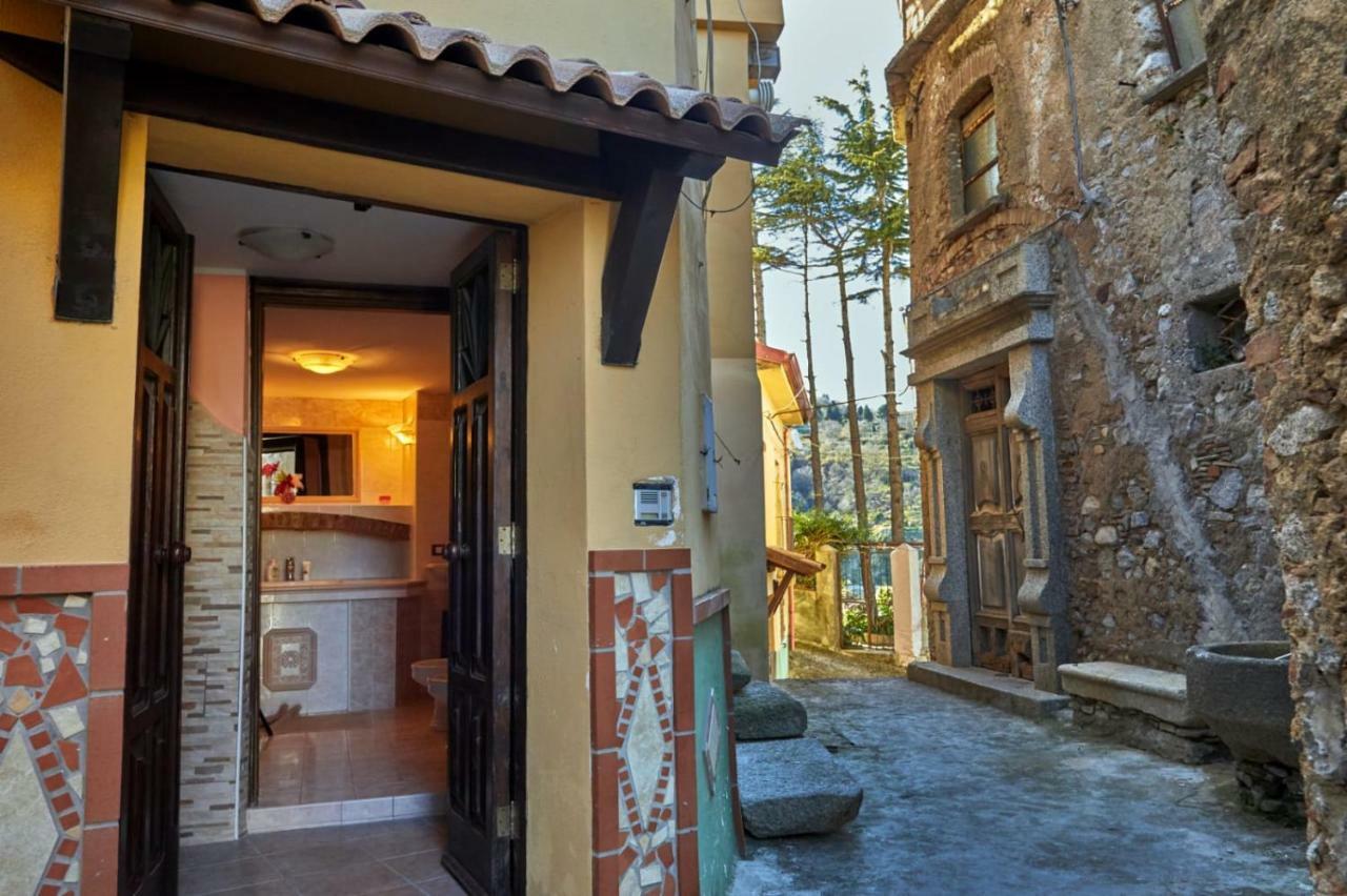 HOME sweet home Santa Caterina dello ionio Buitenkant foto